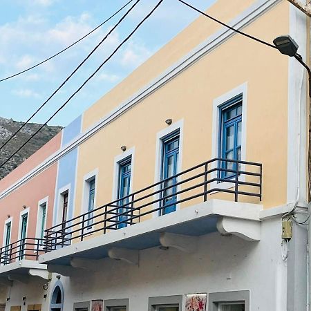Almira Studios And Apartments Agia Marina  Dış mekan fotoğraf