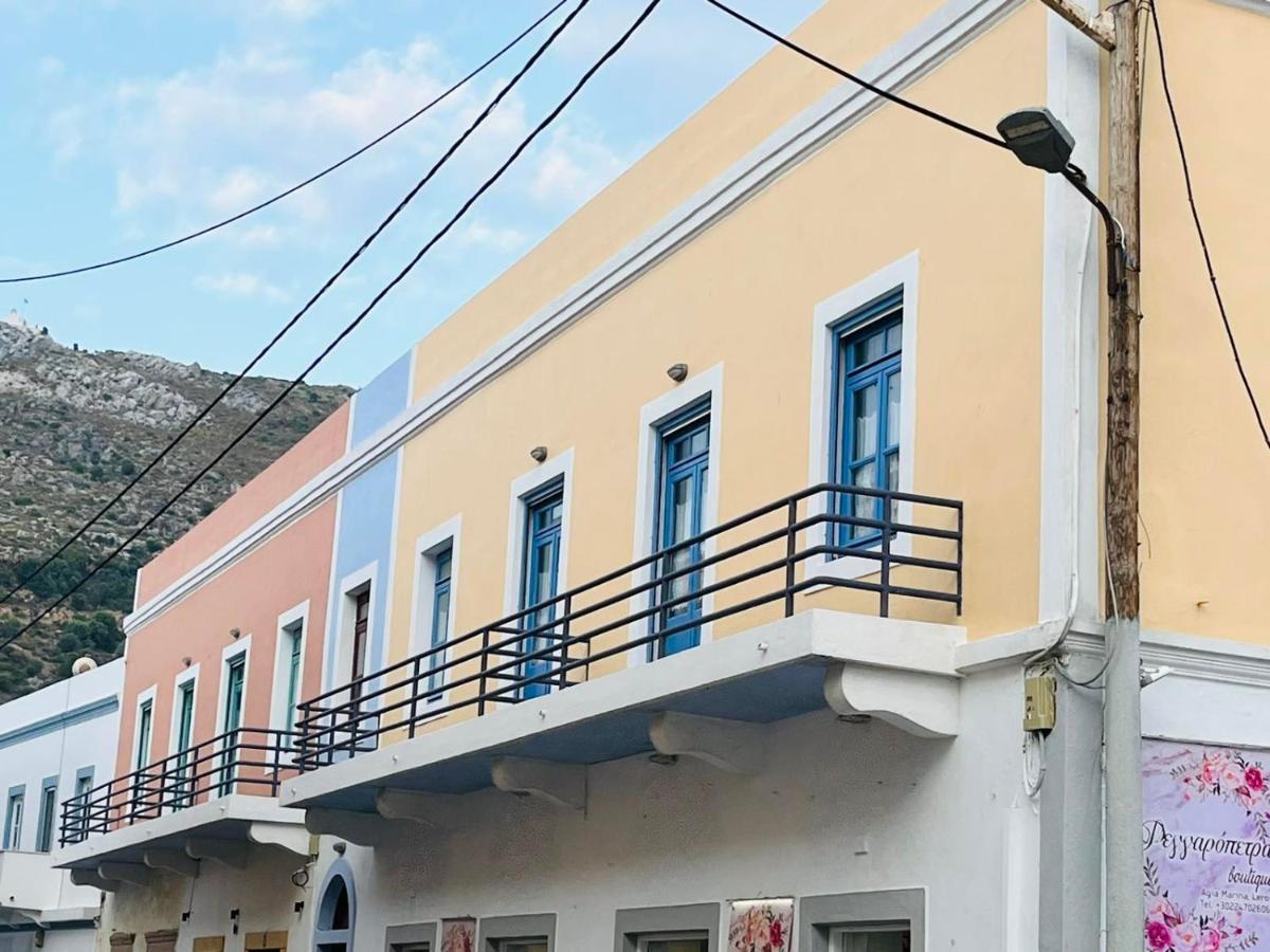 Almira Studios And Apartments Agia Marina  Dış mekan fotoğraf