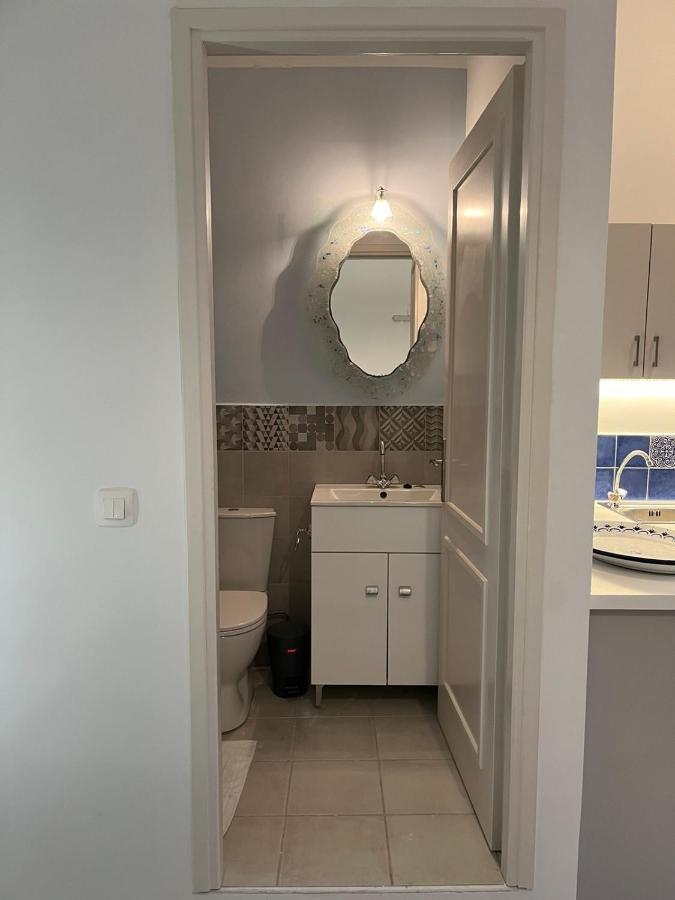 Almira Studios And Apartments Agia Marina  Dış mekan fotoğraf