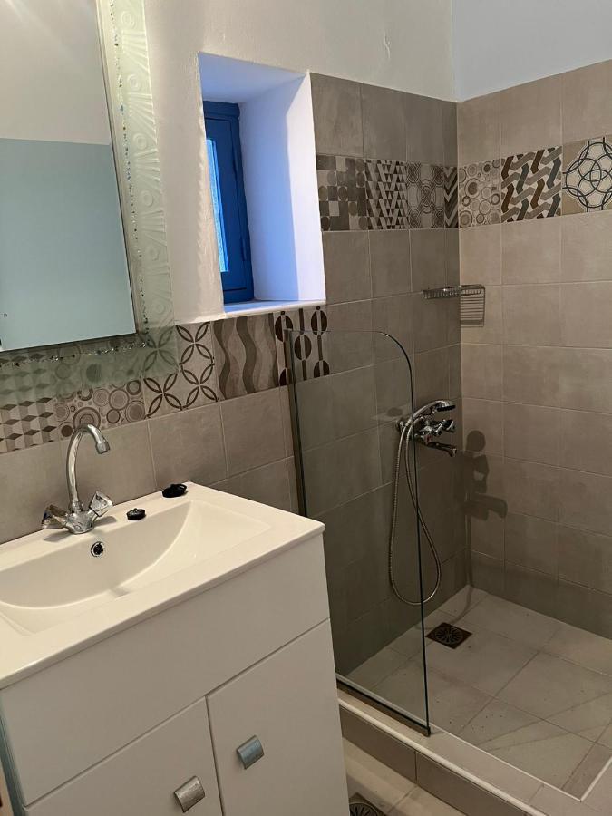 Almira Studios And Apartments Agia Marina  Dış mekan fotoğraf