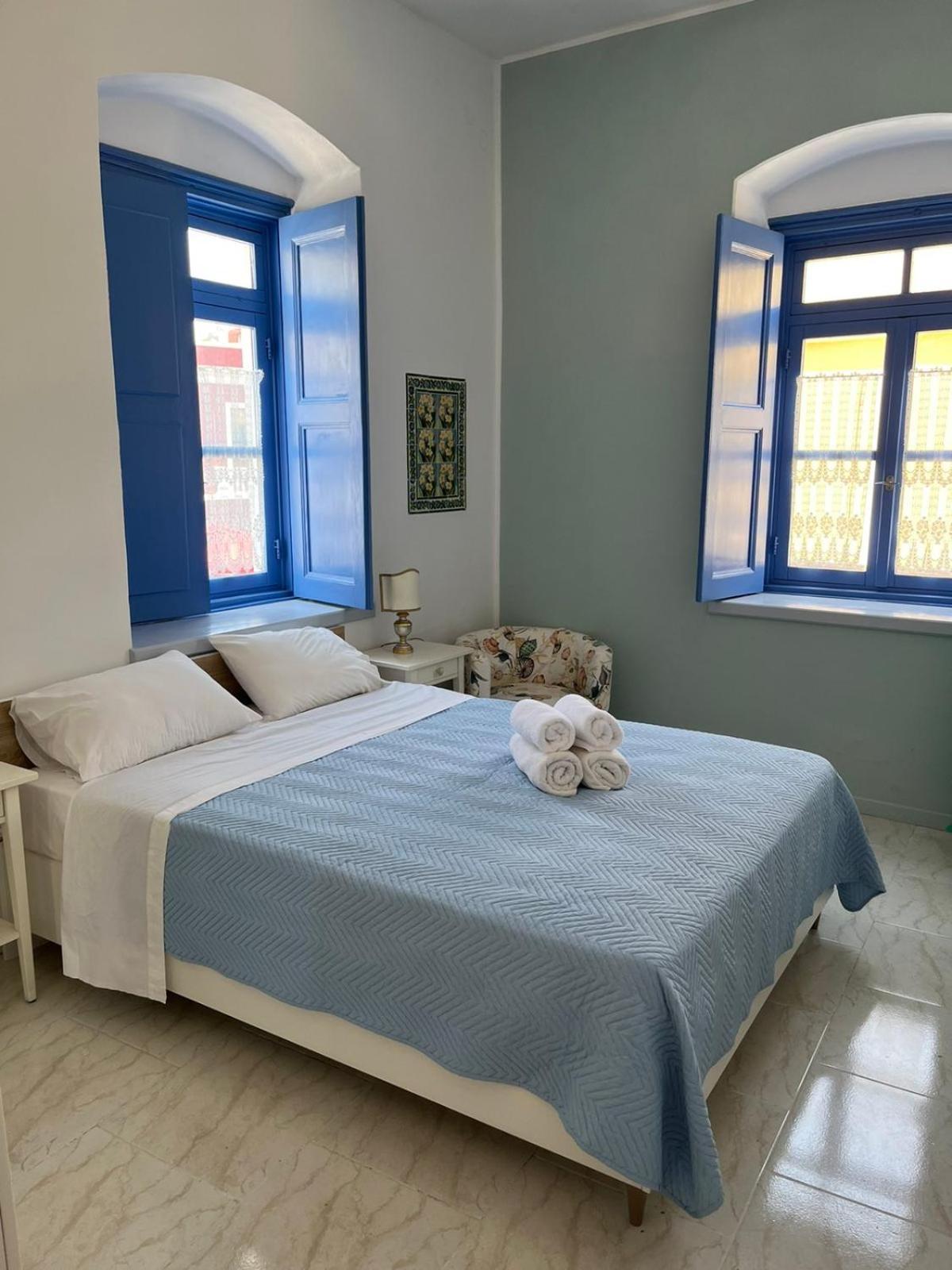 Almira Studios And Apartments Agia Marina  Dış mekan fotoğraf